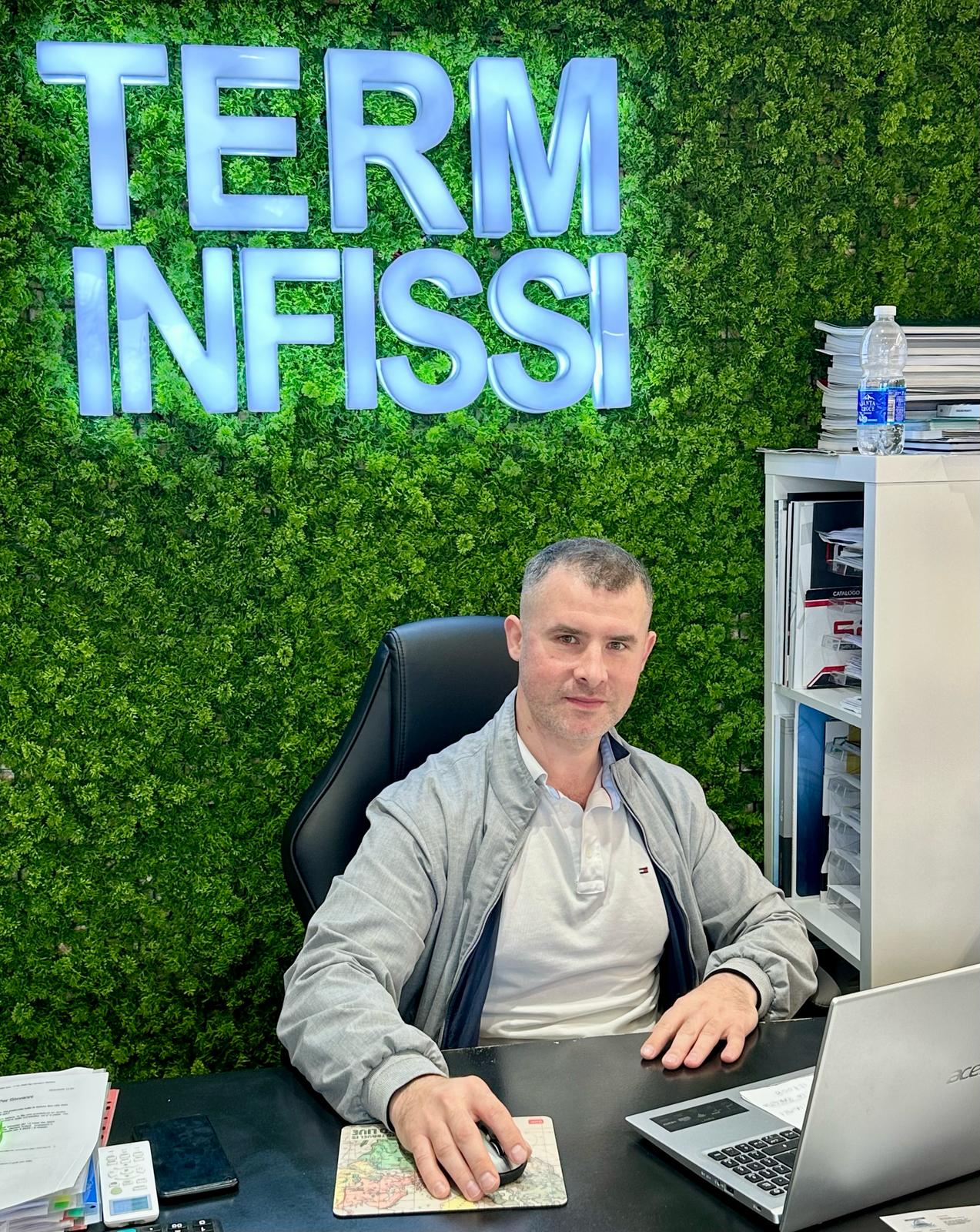 Costantino Nederita — Office Manager — Ordini, Fornitori, Logistica